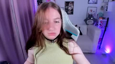 your sweet Lisa online show from July 31, 2026, 3:39 am