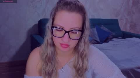 Snapshot of elisabethmills chatting on October 14, 2025, 7:03 pm Elisabeth online show from October 14, 2025, 7:03 pm