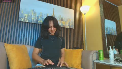 Elisa Sue online show from April 2, 2026, 11:57 pm