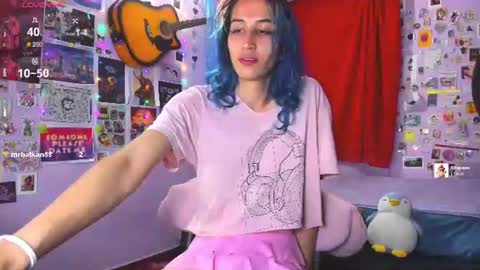 elisdarling online show from July 28, 2026, 11:15 pm