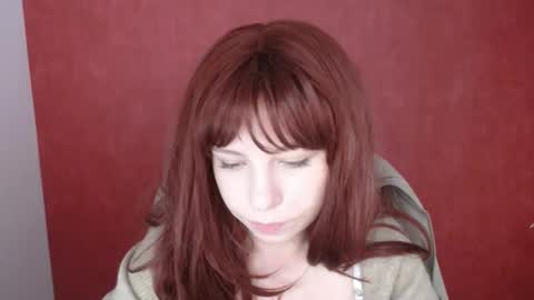 Snapshot of elise_kissu_ chatting on October 14, 2025, 8:37 am Alice online show from October 14, 2025, 8:37 am