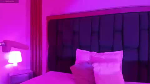 ELISE LEYTON online show from September 10, 2025, 4:07 pm