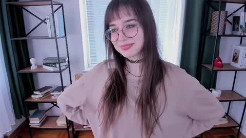Elis online show from April 12, 2026, 8:52 am