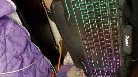 Eliss online show from January 13, 2026, 7:02 am