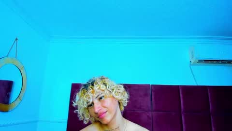 Valentino Konny y Jhon online show from May 28, 2026, 7:11 pm