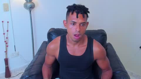 Valentino Konny y Jhon online show from June 29, 2026, 3:46 am