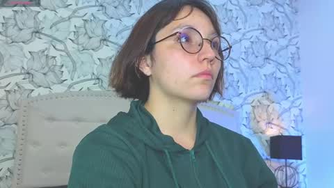 Eliza online show from April 15, 2026, 7:43 pm