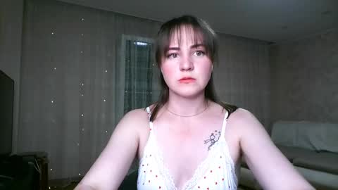 Elizabeth online show from April 11, 2026, 8:02 pm