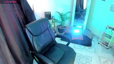 Elizabeth Martinez online show from March 11, 2026, 2:12 pm