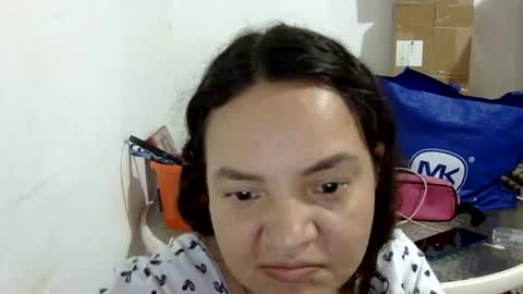 Elizabeth Martinez  online show from May 28, 2026, 6:05 pm