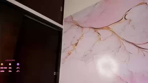 Elizabeth Swan online show from March 10, 2026, 2:55 pm