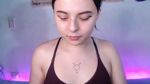 Snapshot of elizabeth_taylorxxx chatting on January 19, 2025, 5:26 am Elizabeth Taylor online show from January 19, 2025, 5:26 am
