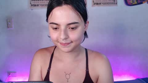 Snapshot of elizabeth_taylorxxx chatting on March 10, 2025, 2:17 am Elizabeth Taylor online show from March 10, 2025, 2:17 am