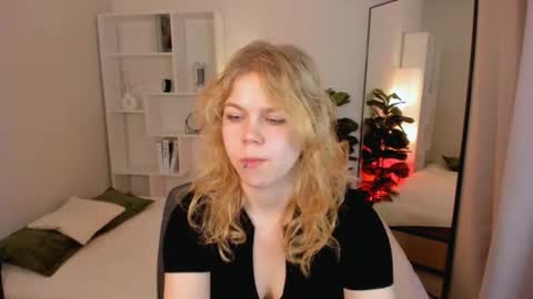 Elizabeth online show from June 25, 2026, 5:23 am