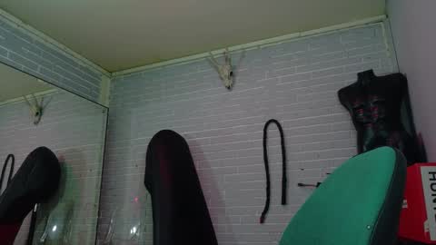   online show from January 15, 2026, 10:24 pm