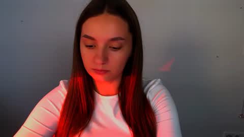 Snapshot of elizsun chatting on June 18, 2026, 9:14 am elizsun online show from June 18, 2026, 9:14 am