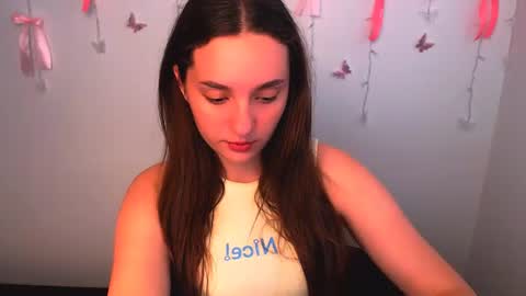 Snapshot of elizsun chatting on July 8, 2026, 10:42 am elizsun online show from July 8, 2026, 10:42 am