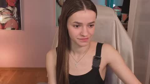elizzza_ online show from July 15, 2026, 5:23 am