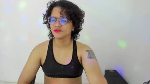 Diana online show from November 2, 2025, 12:29 pm