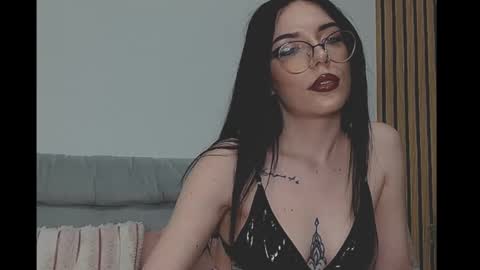 Snapshot of ella_chloe chatting on February 2, 2026, 11:58 pm Chloe online show from February 2, 2026, 11:58 pm