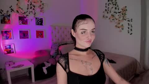 Snapshot of ella_gdss chatting on September 21, 2025, 8:49 am ELLA online show from September 21, 2025, 8:49 am