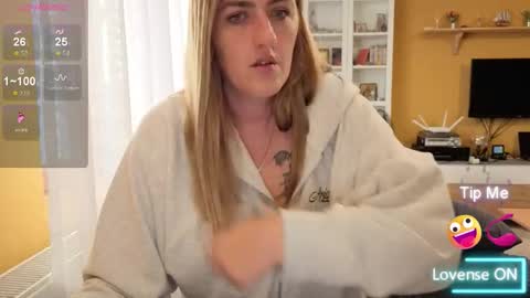 Snapshot of ella_max_live chatting on September 27, 2025, 6:51 am Ella Max online show from September 27, 2025, 6:51 am