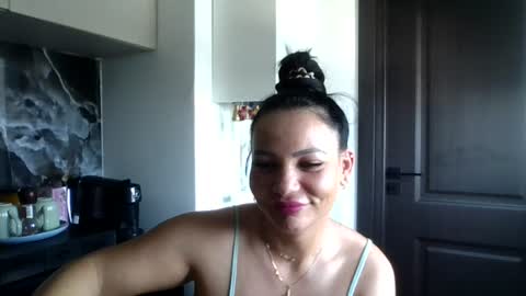 Snapshot of ella_sweety0 chatting on June 25, 2026, 10:09 am Ella online show from June 25, 2026, 10:09 am