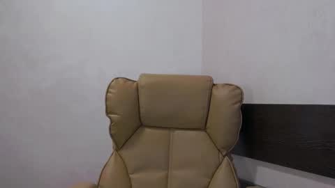 Ella online show from March 17, 2026, 6:39 am