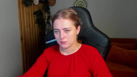 EllaBells online show from April 2, 2026, 5:16 am