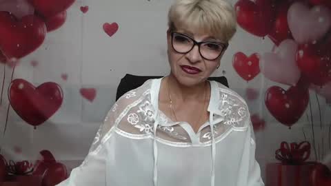 EllaBonito online show from April 18, 2026, 6:06 am