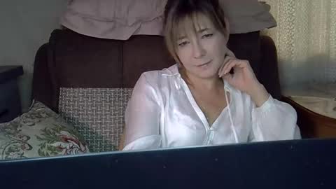 Snapshot of ellajohnsonx chatting on October 19, 2025, 12:06 pm ellajohnsonx online show from October 19, 2025, 12:06 pm