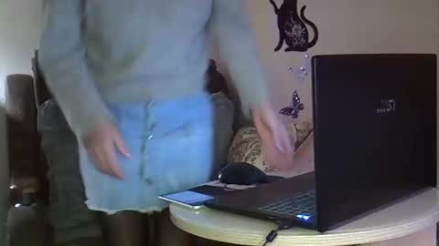 ellajohnsonx online show from February 21, 2026, 6:03 am