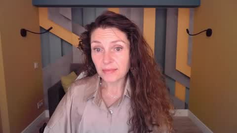 EllaLongs online show from July 15, 2026, 11:48 am