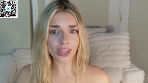 ellalowe online show from July 10, 2026, 2:05 am