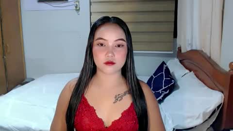 Snapshot of ellaminov chatting on March 4, 2026, 3:45 am Ella online show from March 4, 2026, 3:45 am