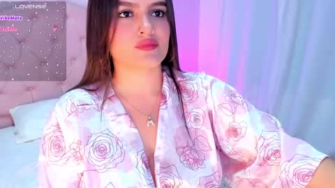 Snapshot of ellarosee_ chatting on December 13, 2024, 8:37 pm ellarosee_ online show from December 13, 2024, 8:37 pm