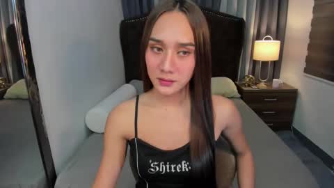 Snapshot of ellats_18 chatting on February 11, 2025, 7:33 am Sophia online show from February 11, 2025, 7:33 am