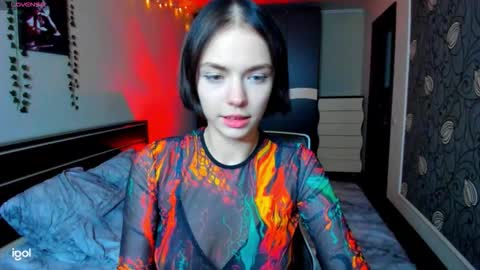 Snapshot of elle_blair chatting on October 2, 2025, 5:31 pm Luna online show from October 2, 2025, 5:31 pm