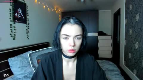 Snapshot of elle_blair chatting on October 29, 2025, 10:06 am Luna online show from October 29, 2025, 10:06 am