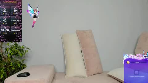 Snapshot of ellen_rosi chatting on January 17, 2026, 1:32 am rosi online show from January 17, 2026, 1:32 am