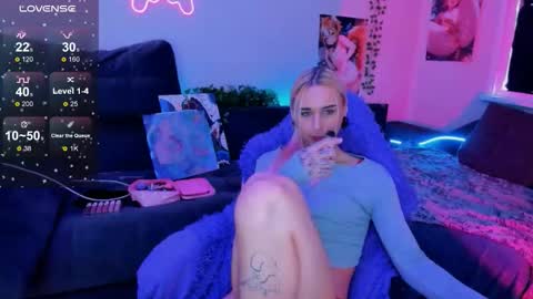 Ellie online show from November 23, 2025, 11:10 am