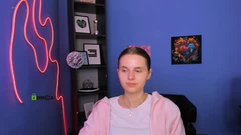 Ashley online show from April 1, 2026, 11:22 am