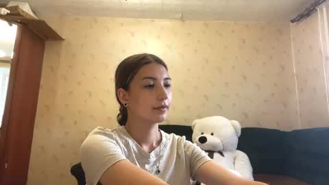 elliaudirsch online show from July 8, 2026, 7:24 am