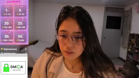 Ellie online show from February 26, 2025, 3:53 am