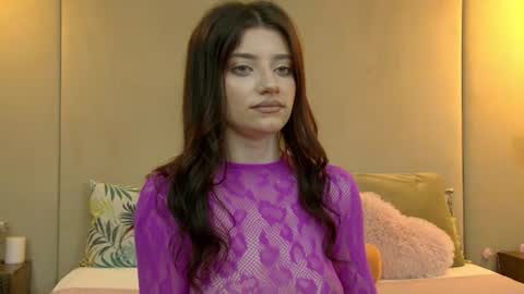 Snapshot of ellie_west chatting on July 26, 2026, 5:04 am EllieWest online show from July 26, 2026, 5:04 am