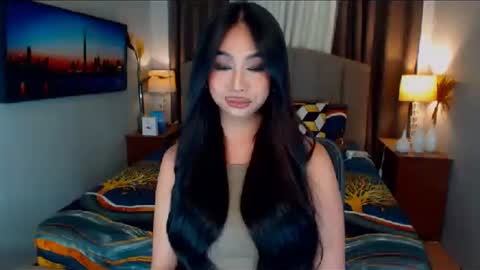 Snapshot of elliecummers chatting on January 8, 2025, 9:44 pm ellie online show from January 8, 2025, 9:44 pm