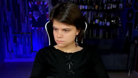 elliemurler online show from September 19, 2025, 9:00 am