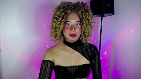 Snapshot of ellieofsex chatting on December 30, 2024, 12:09 pm KARINA online show from December 30, 2024, 12:09 pm