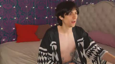 Snapshot of ellis_rin chatting on October 27, 2025, 8:57 pm ellis_rin online show from October 27, 2025, 8:57 pm