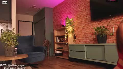 Snapshot of ellise_sugar chatting on July 8, 2026, 12:37 am Ellise online show from July 8, 2026, 12:37 am